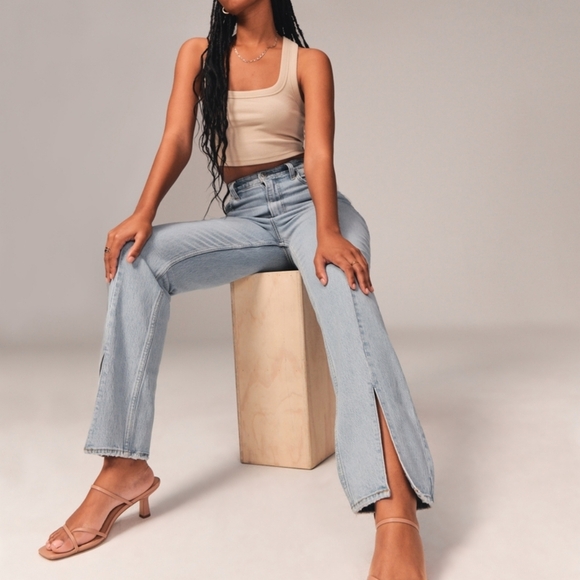 NWT Abercrombie & Fitch Curve Love The 90s Straight Ultra High Rise Vent Hem 22L - Picture 3 of 11